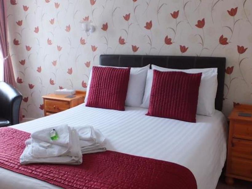 Holmlea Guest House Exclusively For Adults วินเดอร์เมียร์ ภายนอก รูปภาพ
