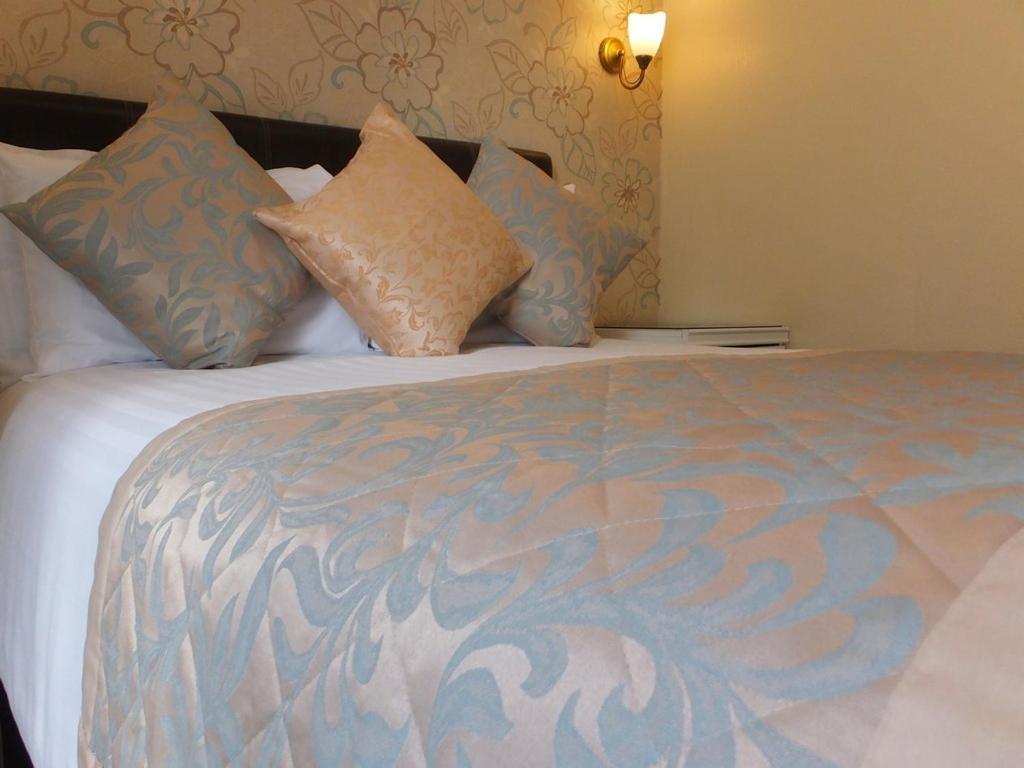 Holmlea Guest House Exclusively For Adults วินเดอร์เมียร์ ภายนอก รูปภาพ