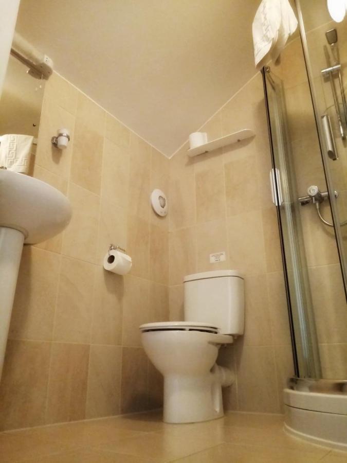 Holmlea Guest House Exclusively For Adults วินเดอร์เมียร์ ภายนอก รูปภาพ